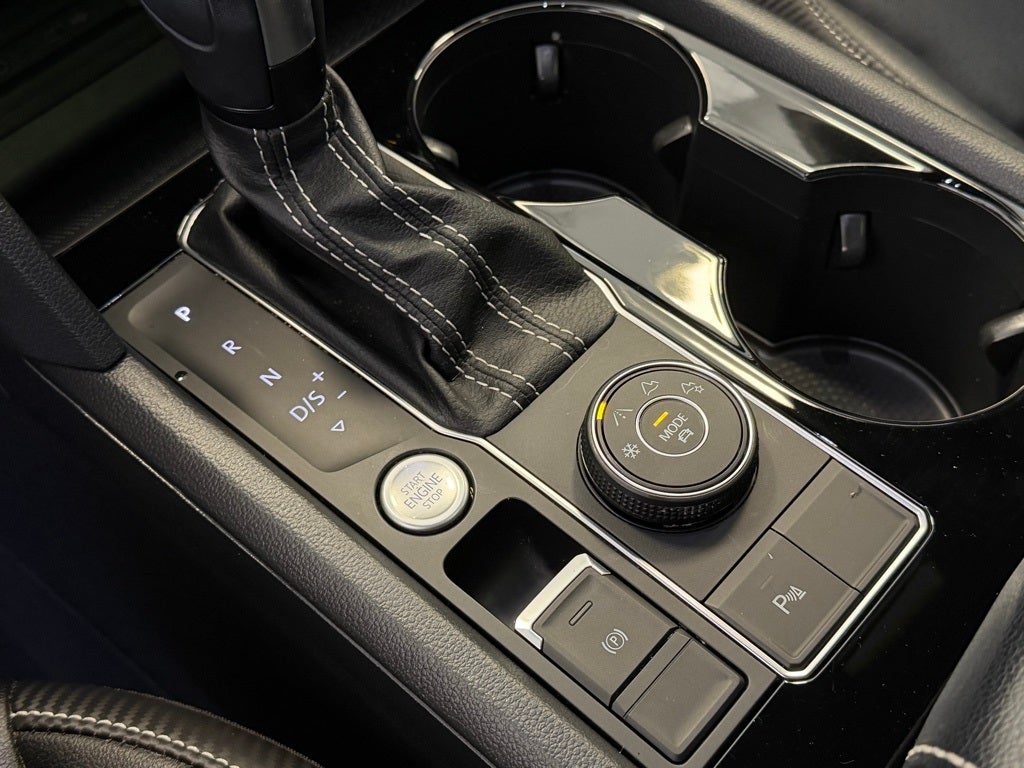 2023 Volkswagen Atlas Cross Sport 2.0T SE w/Technology AWD