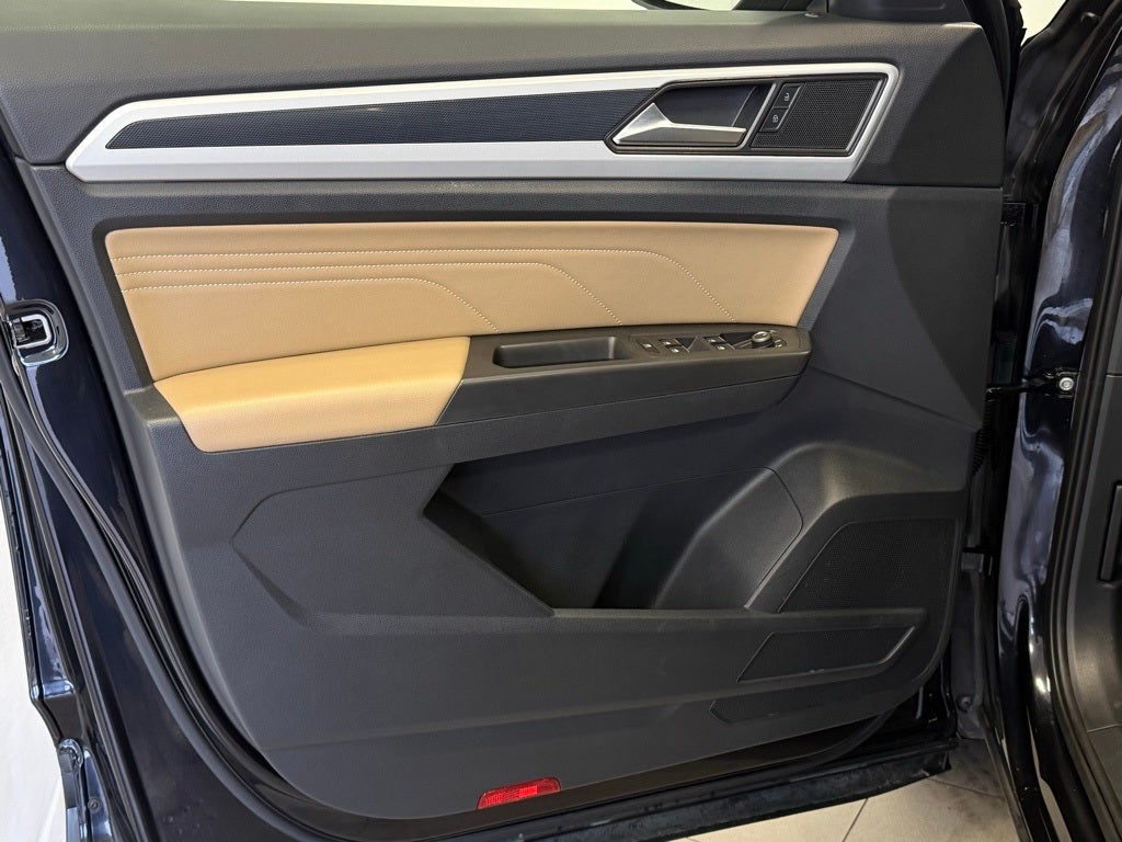 2022 Volkswagen Atlas Cross Sport 2.0T SE w/Technology AWD