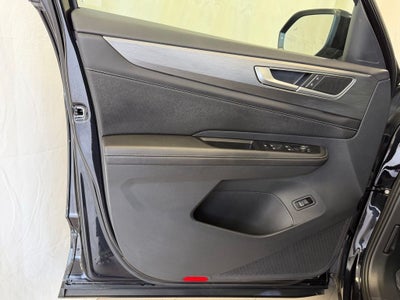 2025 Volkswagen Atlas Cross Sport 2.0T SE w/Technology AWD