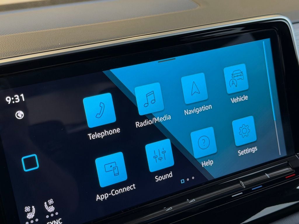 2025 Volkswagen Atlas Cross Sport 2.0T SE w/Technology AWD