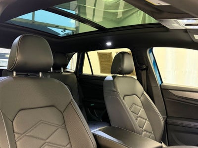 2025 Volkswagen Atlas Cross Sport 2.0T SE w/Technology AWD