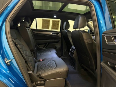 2025 Volkswagen Atlas Cross Sport 2.0T SE w/Technology AWD