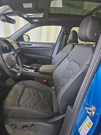 2025 Volkswagen Atlas Cross Sport 2.0T SE w/Technology