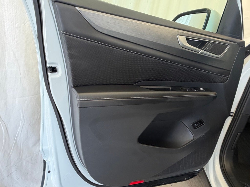 2024 Volkswagen Atlas Cross Sport 2.0T SE w/Technology AWD