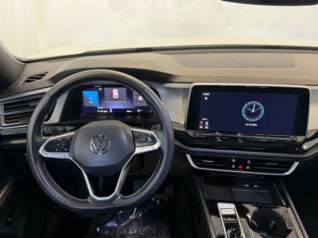 2024 Volkswagen Atlas Cross Sport 2.0T SE w/Technology AWD