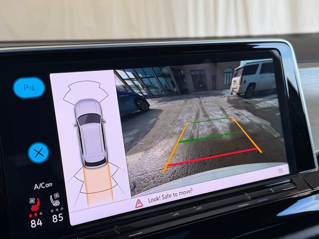 2024 Volkswagen Atlas Cross Sport 2.0T SE w/Technology AWD