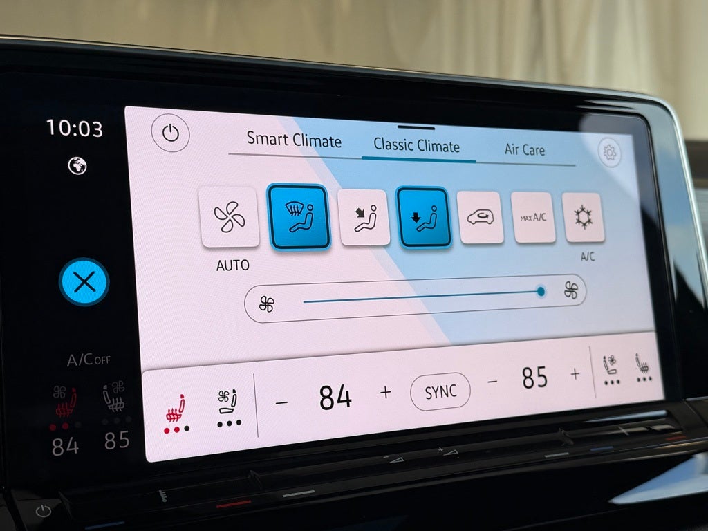 2024 Volkswagen Atlas Cross Sport 2.0T SE w/Technology AWD