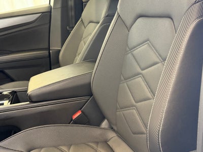 2024 Volkswagen Atlas Cross Sport 2.0T SE w/Technology AWD