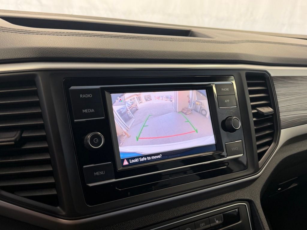 2023 Volkswagen Atlas Cross Sport 2.0T SE AWD