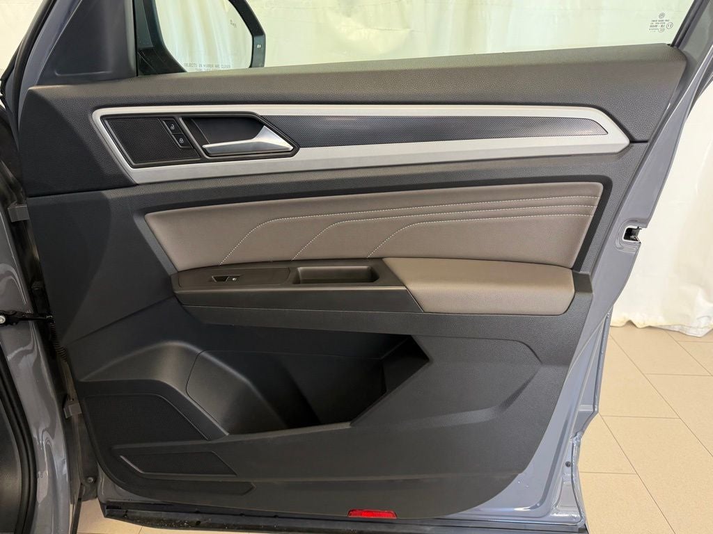 2022 Volkswagen Atlas Cross Sport 3.6L V6 SEL R-Line AWD