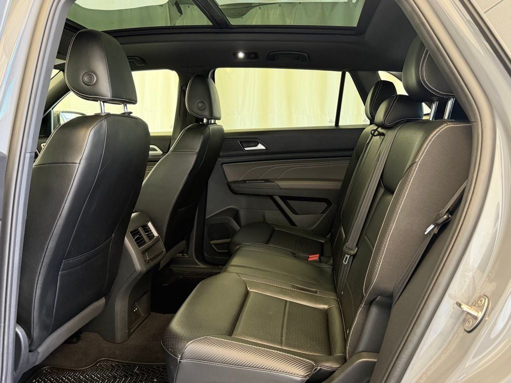 2022 Volkswagen Atlas Cross Sport 3.6L V6 SEL R-Line AWD