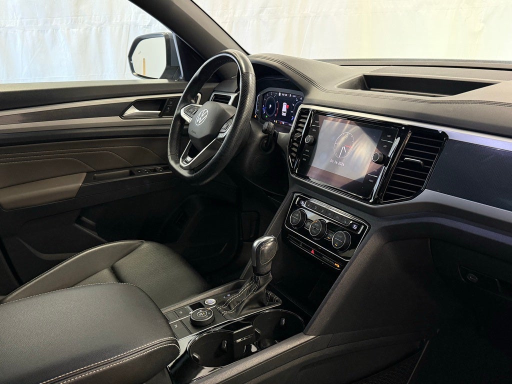2022 Volkswagen Atlas Cross Sport 3.6L V6 SEL R-Line AWD