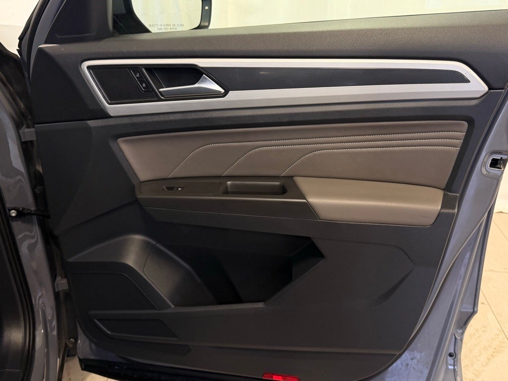 2022 Volkswagen Atlas Cross Sport 3.6L V6 SEL R-Line AWD