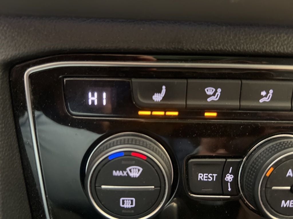 2023 Volkswagen Atlas 3.6L V6 SEL R-Line AWD