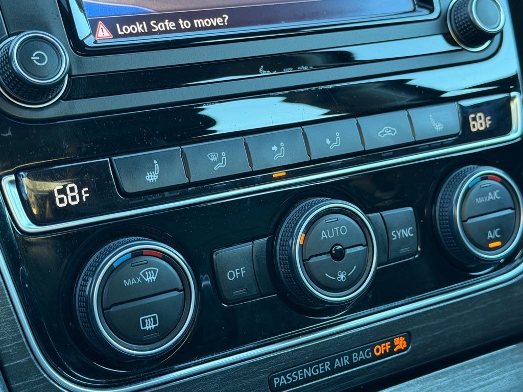 2017 Volkswagen Passat 1.8T SE