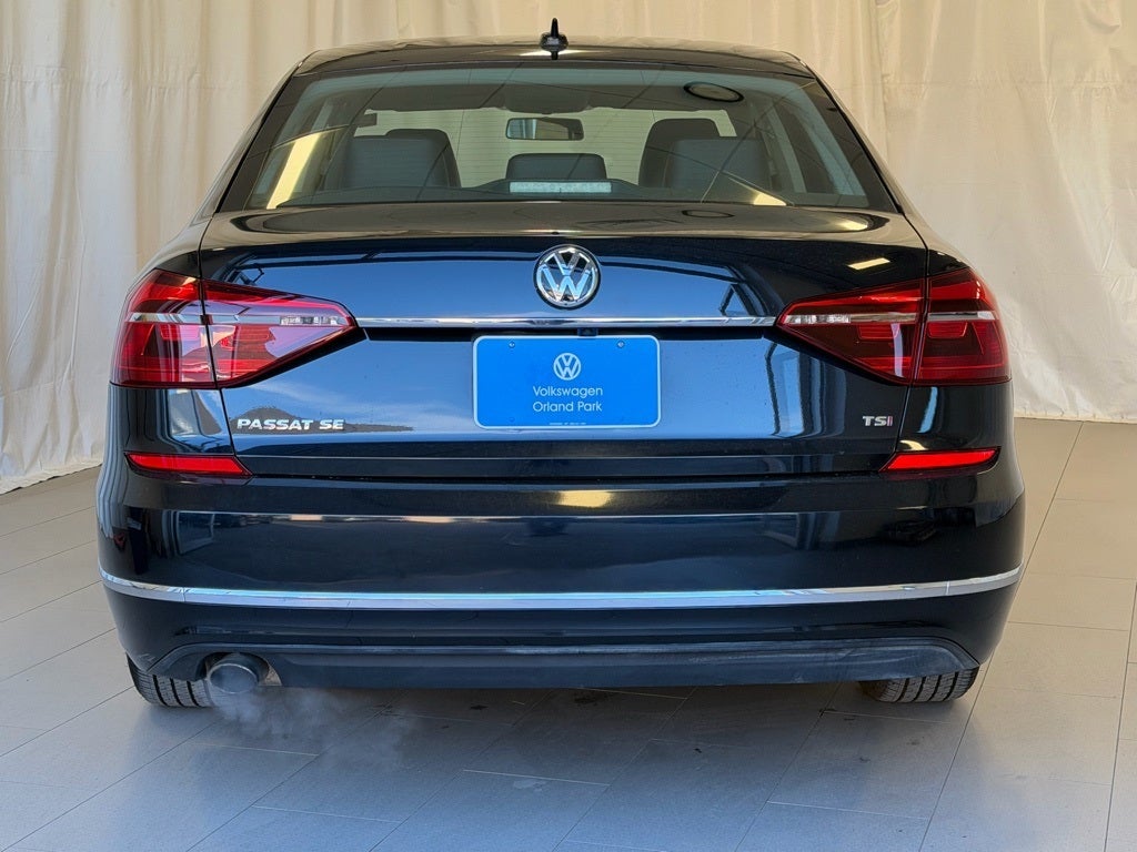 2017 Volkswagen Passat 1.8T SE