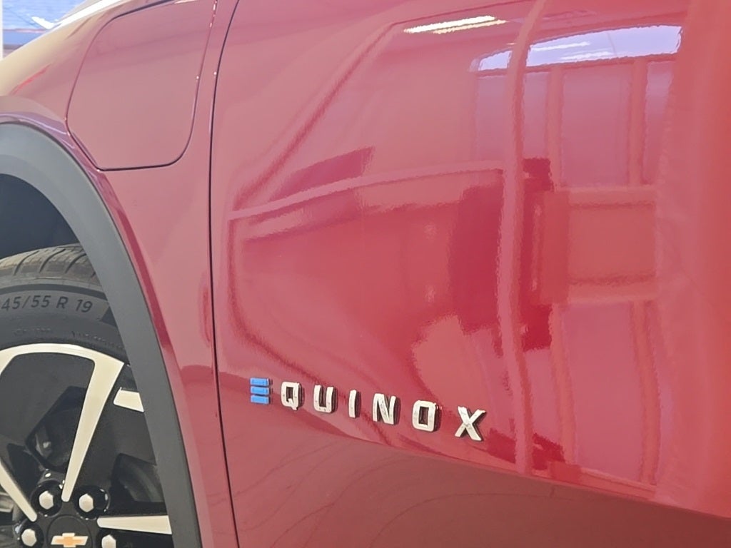 2025 Chevrolet Equinox EV LT