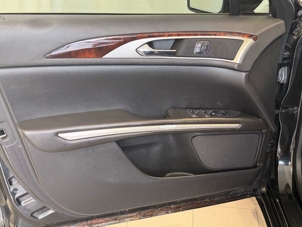 2013 Lincoln MKZ Base