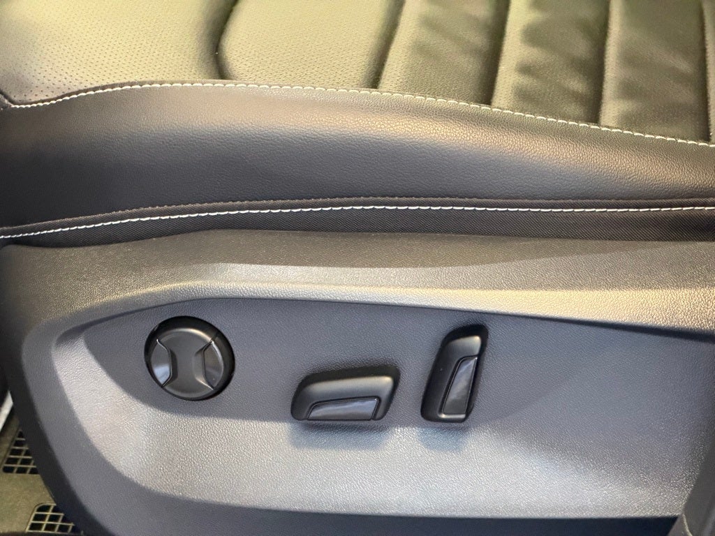 2023 Volkswagen Taos 1.5T SEL AWD