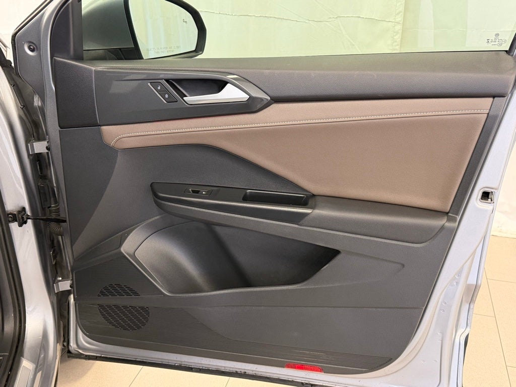 2023 Volkswagen Taos 1.5T SEL AWD