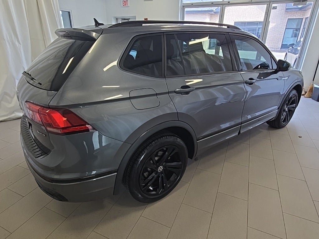 2024 Volkswagen Tiguan 2.0T SE R-Line Black