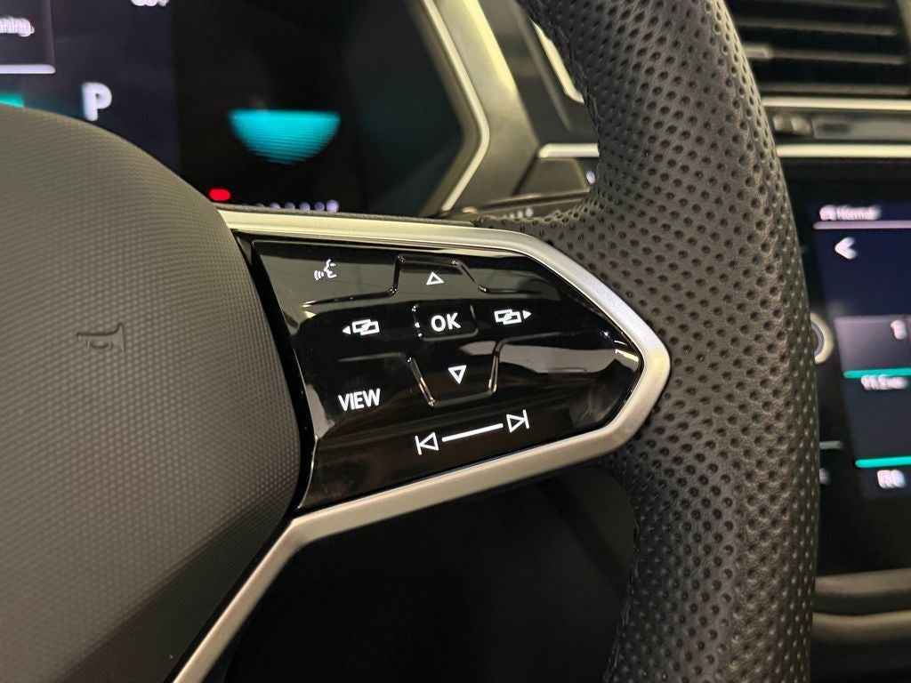 2024 Volkswagen Tiguan 2.0T SE R-Line Black AWD