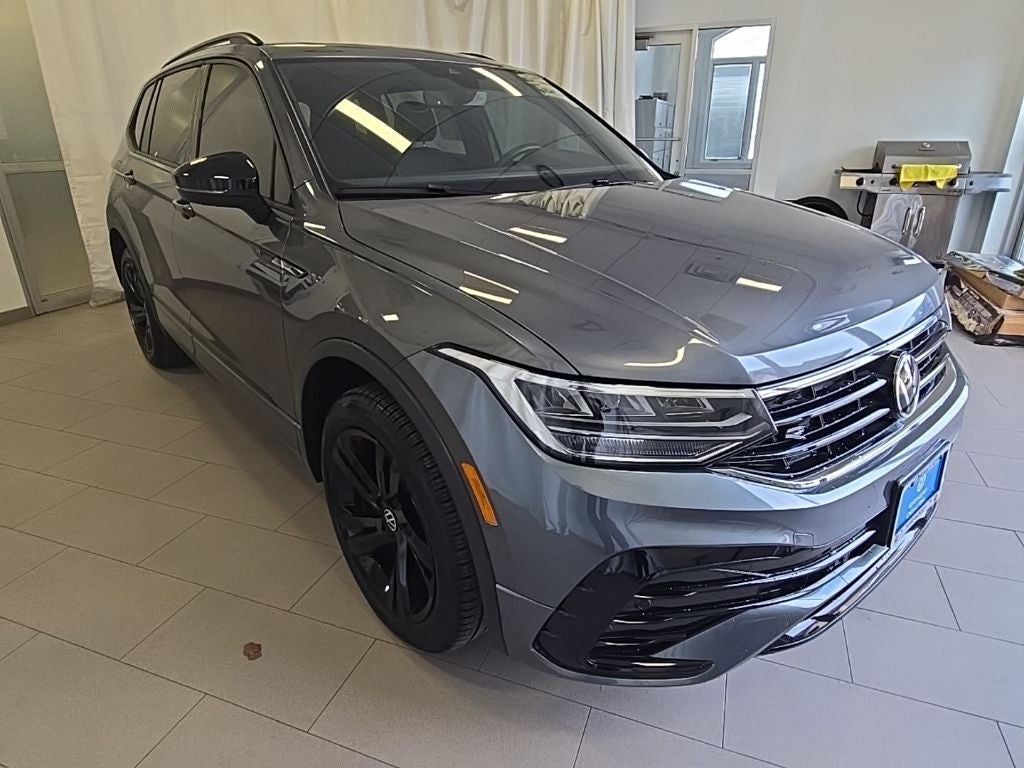 2024 Volkswagen Tiguan 2.0T SE R-Line Black