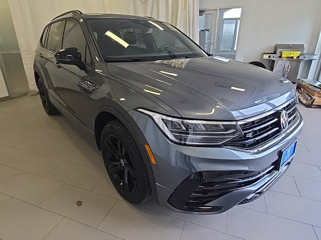 2024 Volkswagen Tiguan 2.0T SE R-Line Black