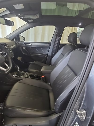 2024 Volkswagen Tiguan 2.0T SE R-Line Black
