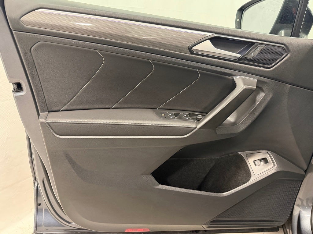 2022 Volkswagen Tiguan 2.0T SE R-Line Black AWD
