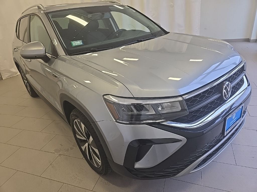2022 Volkswagen Taos 1.5T SE AWD