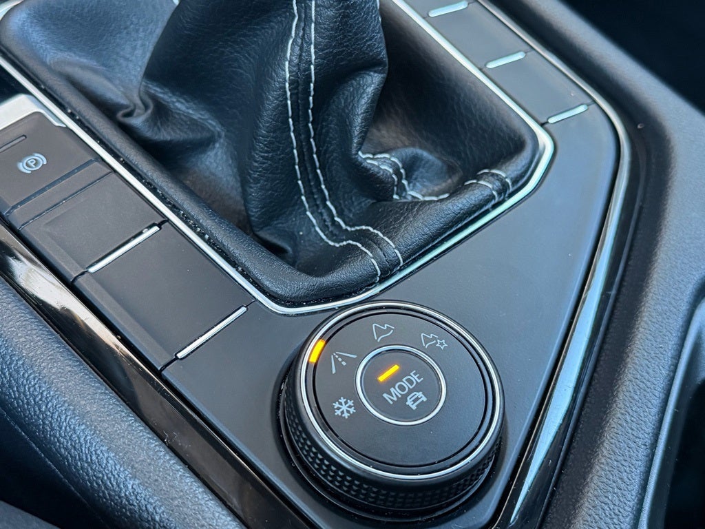 2023 Volkswagen Taos 1.5T SE AWD