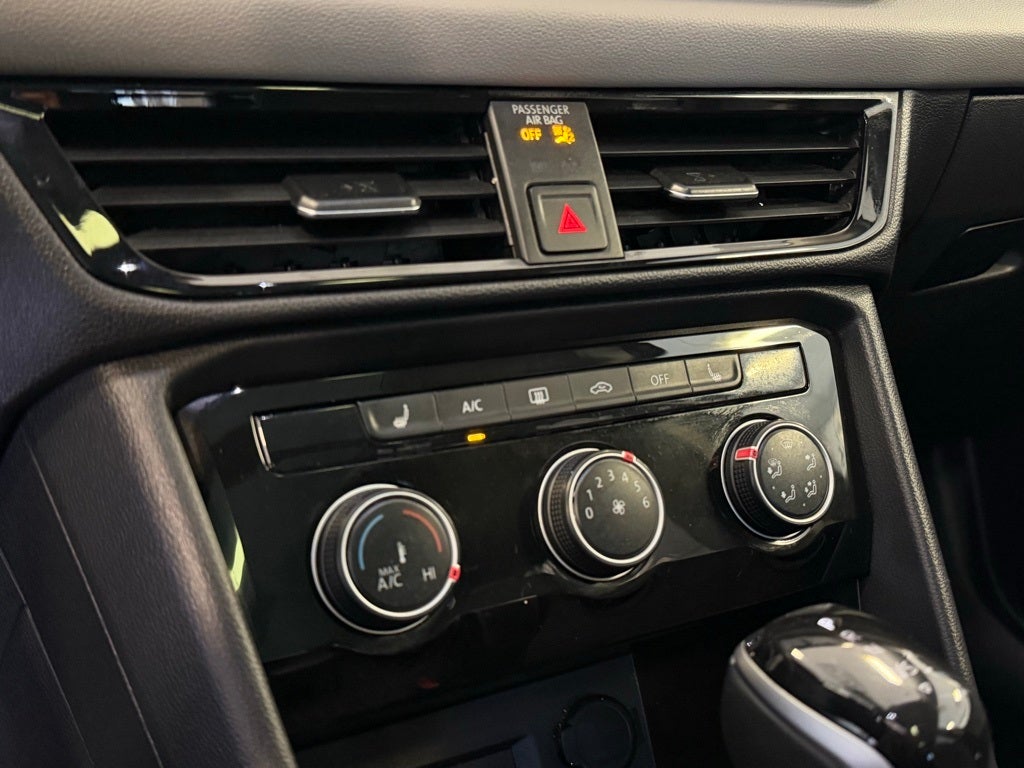 2023 Volkswagen Taos 1.5T SE AWD