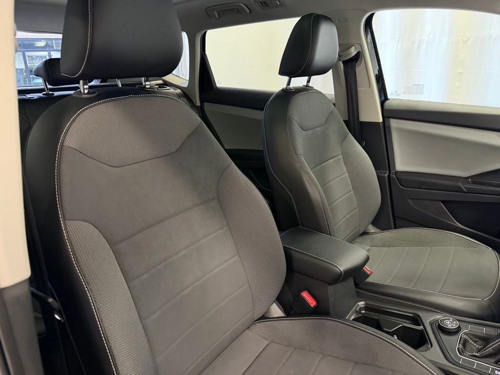 2022 Volkswagen Taos 1.5T SE AWD