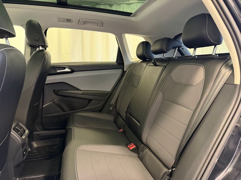 2022 Volkswagen Taos 1.5T SE AWD