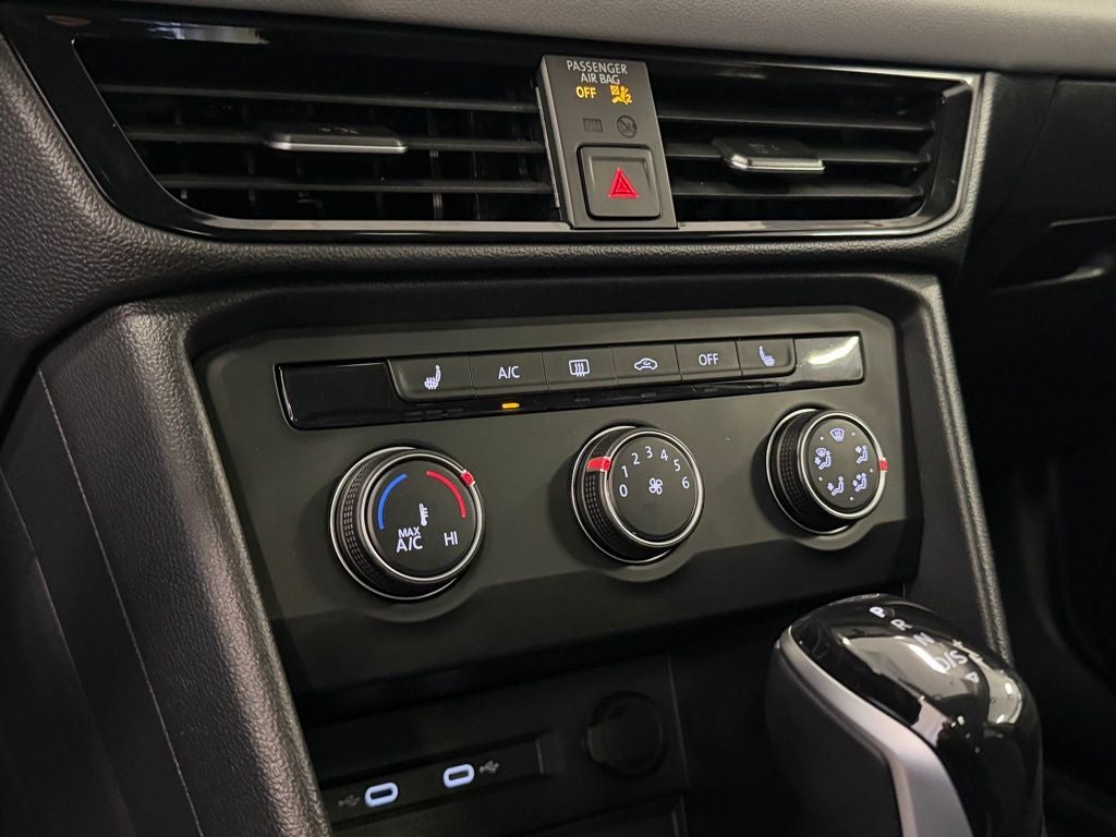 2022 Volkswagen Taos 1.5T SE AWD