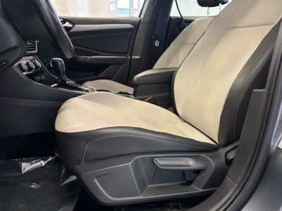 2020 Volkswagen Jetta R-Line