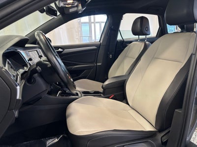 2020 Volkswagen Jetta R-Line