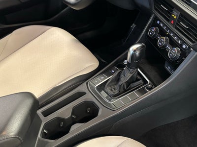 2020 Volkswagen Jetta R-Line