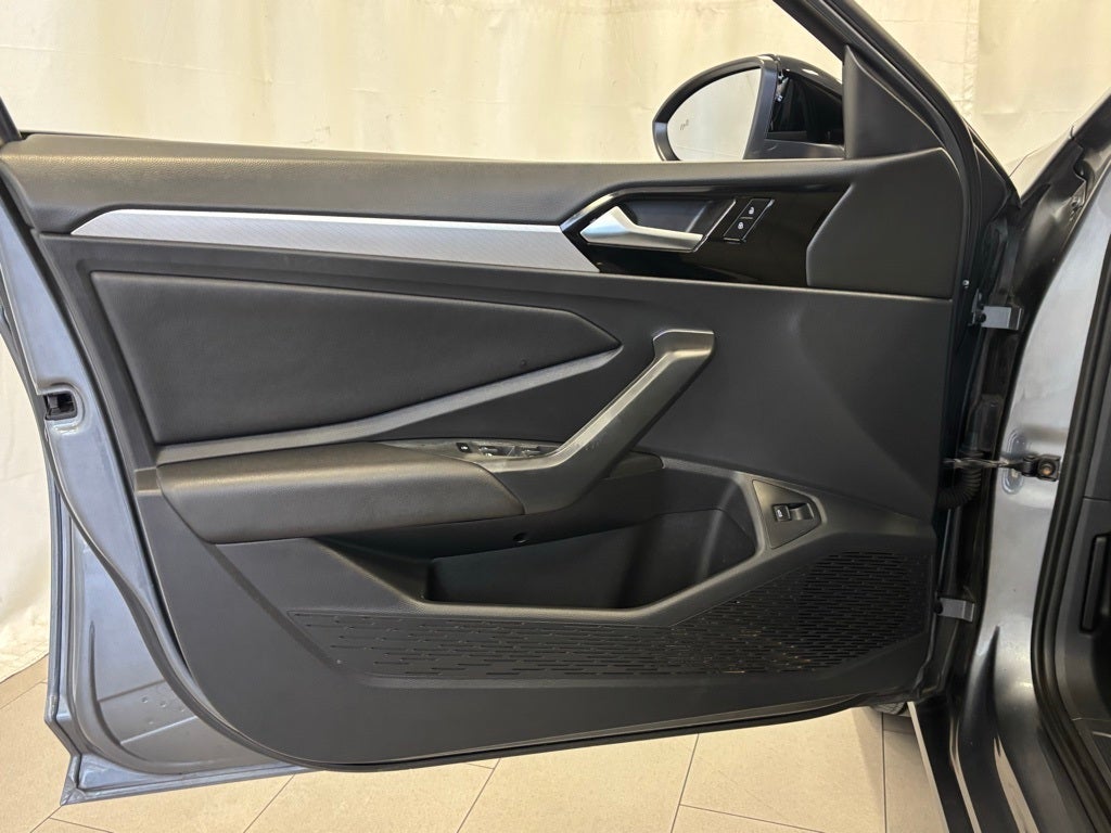 2020 Volkswagen Jetta R-Line