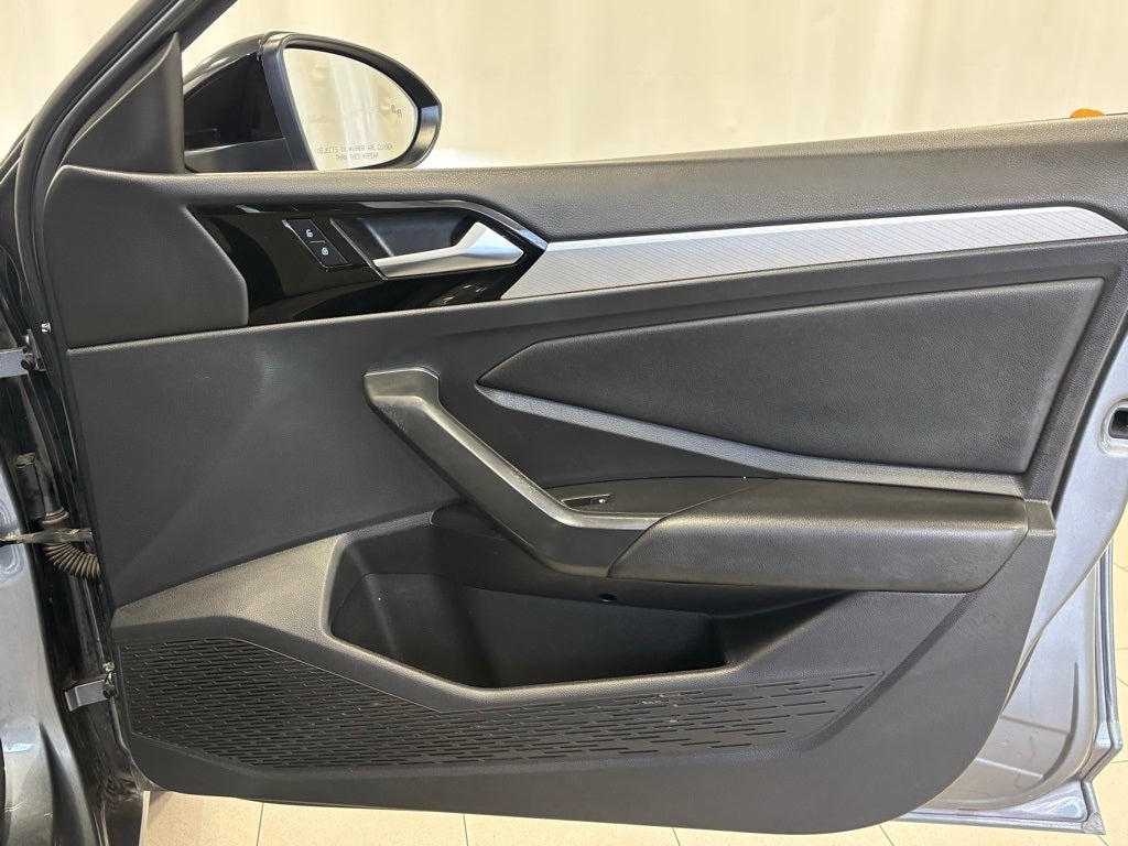 2020 Volkswagen Jetta R-Line