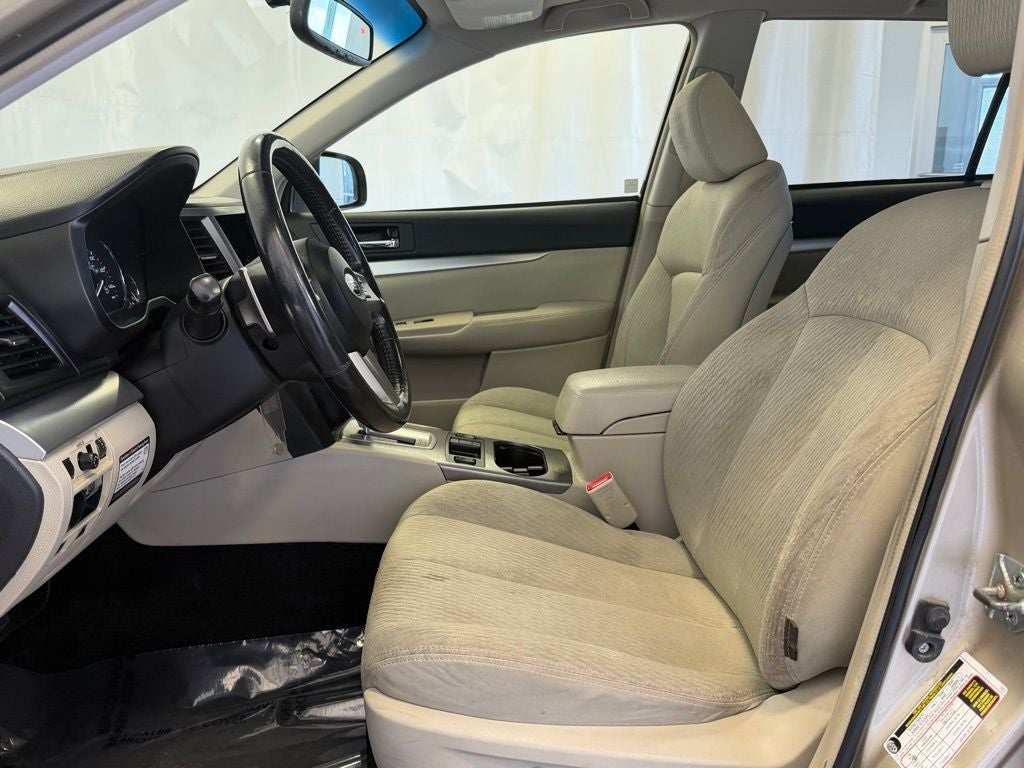 2010 Subaru Outback 2.5i Premium AWD