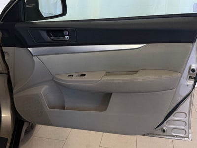 2010 Subaru Outback 2.5i Premium AWD