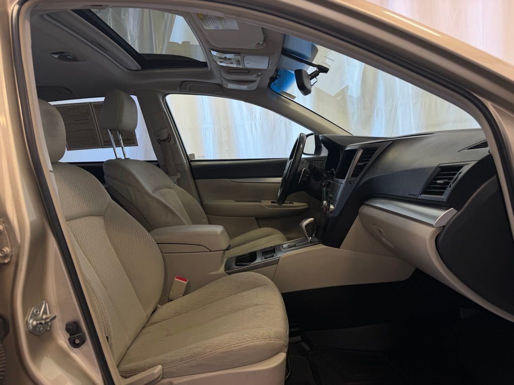 2010 Subaru Outback 2.5i Premium AWD