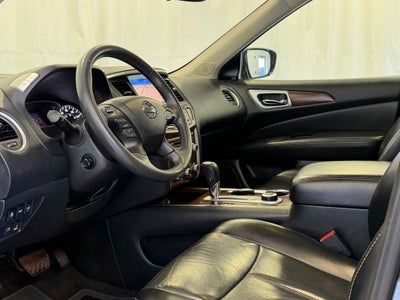 2017 Nissan Pathfinder Platinum 4WD