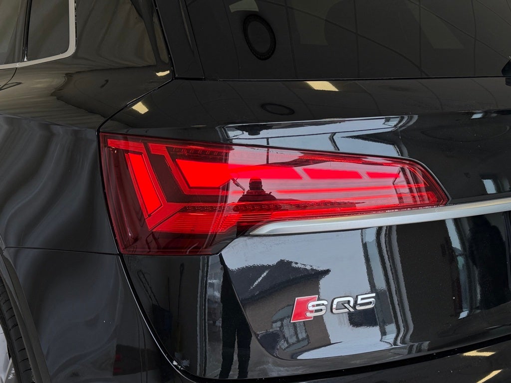 2022 Audi SQ5 Premium Plus quattro