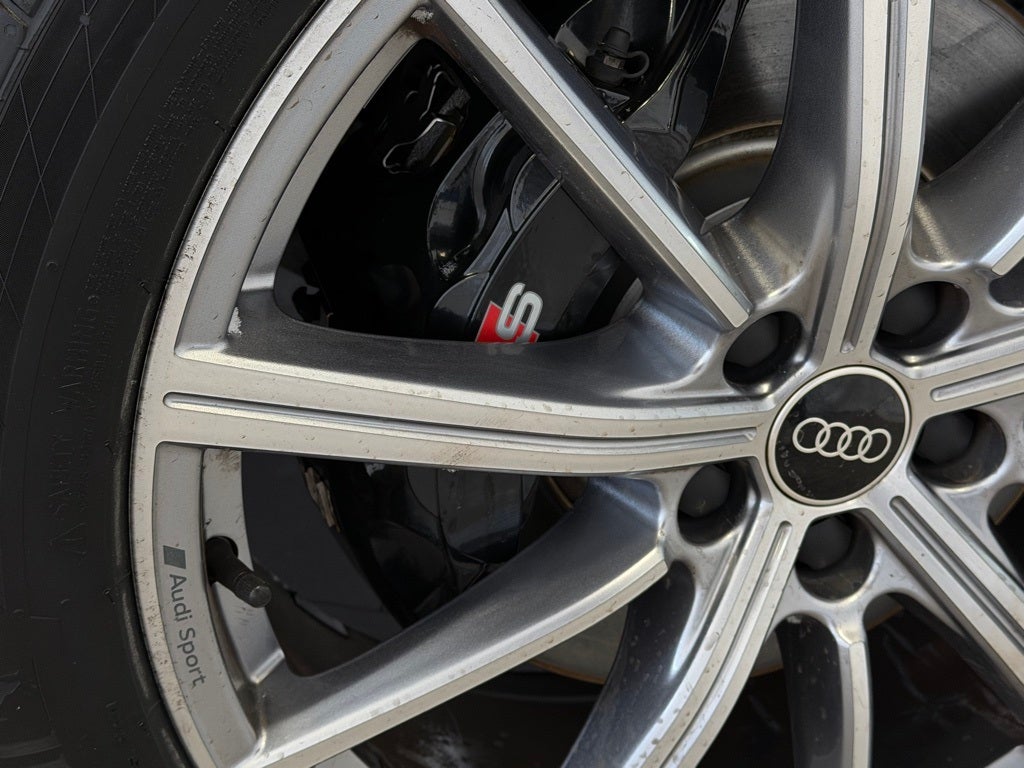 2022 Audi SQ5 Premium Plus quattro