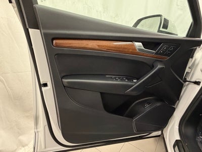 2023 Audi Q5 45 S line Premium quattro