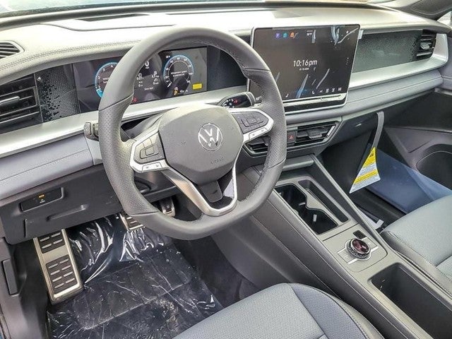 2026 Volkswagen Tiguan SE R-Line AWD