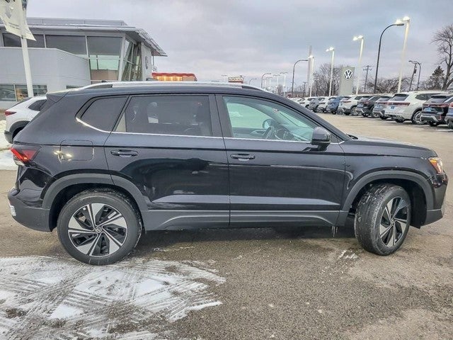 2026 Volkswagen Taos SE AWD